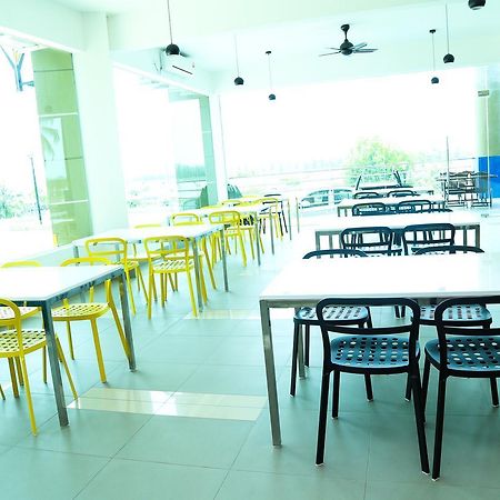 Appartamento di 40 m² con 1 camera Lumut Esterno foto
