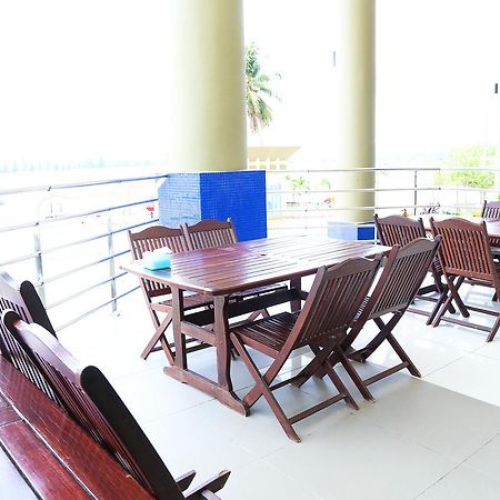 Appartamento di 40 m² con 1 camera Lumut Esterno foto