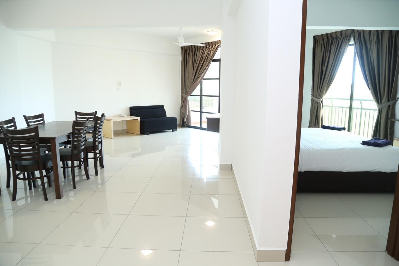Appartamento di 40 m² con 1 camera Lumut Esterno foto