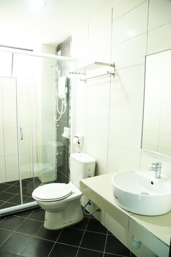 Appartamento di 40 m² con 1 camera Lumut Esterno foto